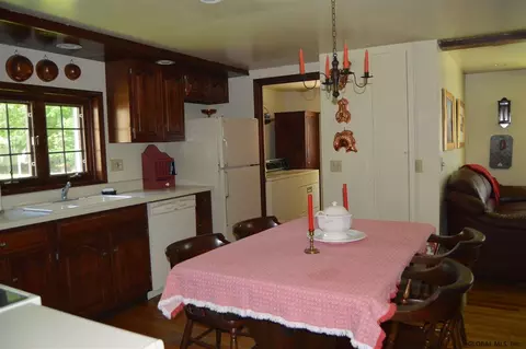 34 E Main St, Cambridge, NY 12816 photo 6