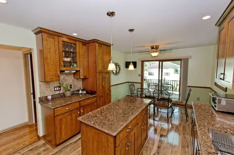 54 Bertone Dr, Schenectady, NY 12306 photo 4