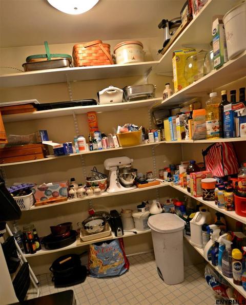 912 Charlton Rd, Schenectady, NY 12302 photo 8