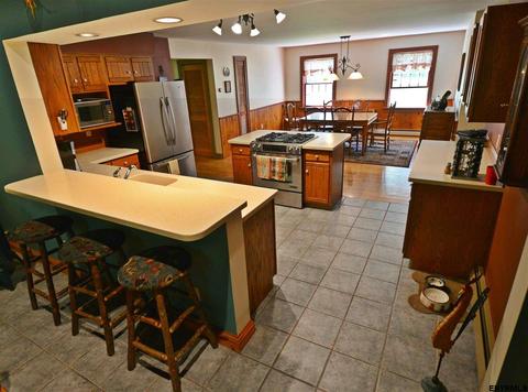 912 Charlton Rd, Schenectady, NY 12302 photo 7