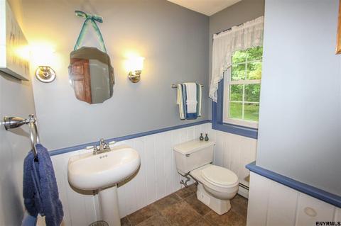 912 Charlton Rd, Schenectady, NY 12302 photo 19