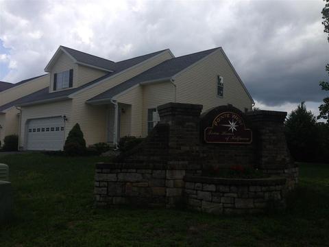 3 Breezy Pointe Dr # c, Clifton Park, NY 12065 photo 1