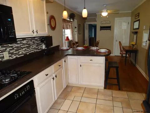 5 Werner Ave, Delmar, NY 12054 photo 6
