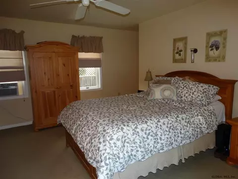 5 Werner Ave, Delmar, NY 12054 photo 9