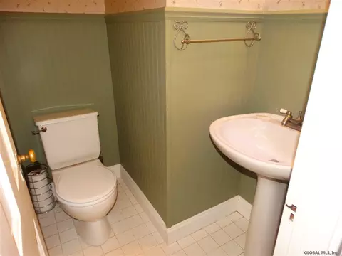 5 Werner Ave, Delmar, NY 12054 photo 10