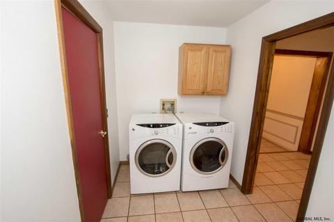 208 E High St, Malta, NY 12020 photo 18