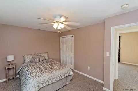 22 Trinity Pl, Selkirk, NY 12158 photo 17