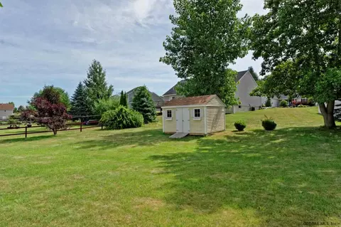 22 Trinity Pl, Selkirk, NY 12158 photo 22