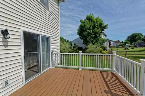 22 Trinity Pl, Selkirk, NY 12158 photo 25