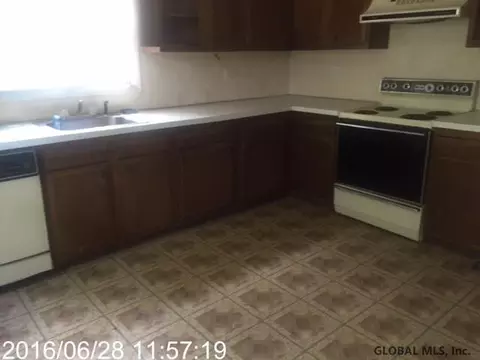 305 Olean St, Schenectady, NY 12306 photo 6