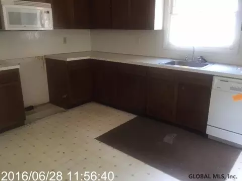 305 Olean St, Schenectady, NY 12306 photo 3