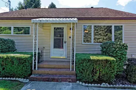 376 E Campbell Rd, Schenectady, NY 12303 photo 7