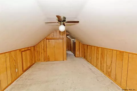376 E Campbell Rd, Schenectady, NY 12303 photo 15