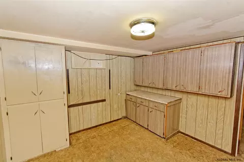 376 E Campbell Rd, Schenectady, NY 12303 photo 20