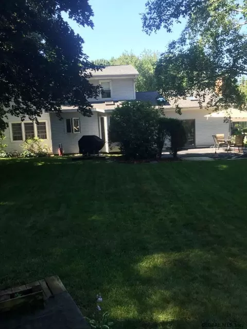 7 Ormond Dr, Schenectady, NY 12309 photo 15