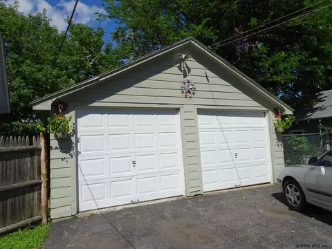 1143 Garner Ave, Schenectady, NY 12309 photo 18