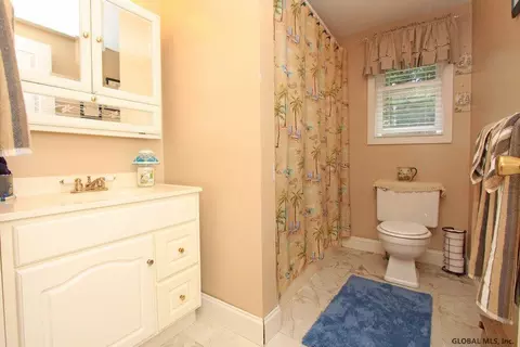 24 Pepperbush Pl, Malta, NY 12020 photo 15