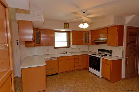 1111 Ardsley Rd, Schenectady, NY 12308 photo 8