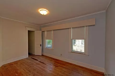 1406 Union St, Schenectady, NY 12308 photo 18