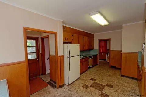 1406 Union St, Schenectady, NY 12308 photo 10