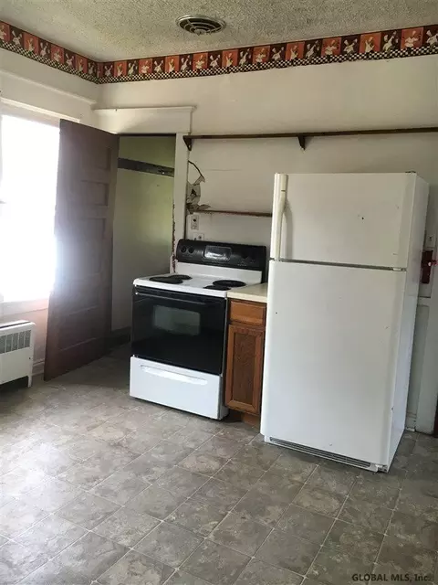 425 Arthur St, Schenectady, NY 12306 photo 15