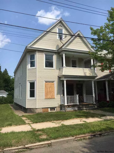 425 Arthur St, Schenectady, NY 12306 photo 2