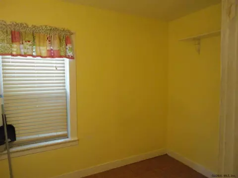 1009 Webster St, Schenectady, NY 12303 photo 7