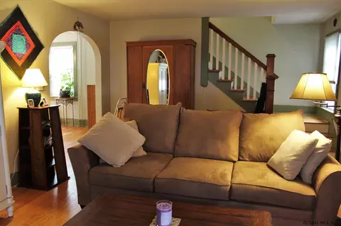 25 Nathaniel Blvd, Delmar, NY 12054 photo 9