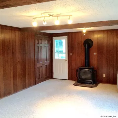1328 Hawthorn Rd, Schenectady, NY 12309 photo 11
