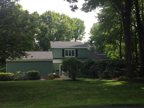 8 Willow Dr, Delmar, NY 12054 photo 1