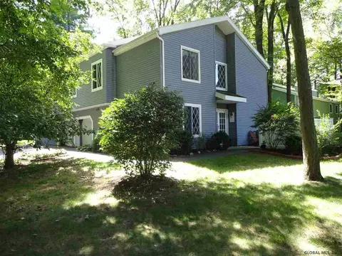 13 Spruce Ct, Delmar, NY 12054 photo 1