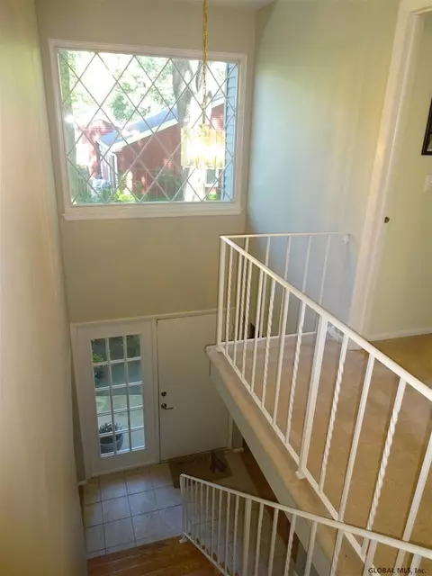13 Spruce Ct, Delmar, NY 12054 photo 22