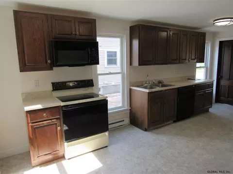 165 Elm St, Cobleskill, NY 12043 photo 11