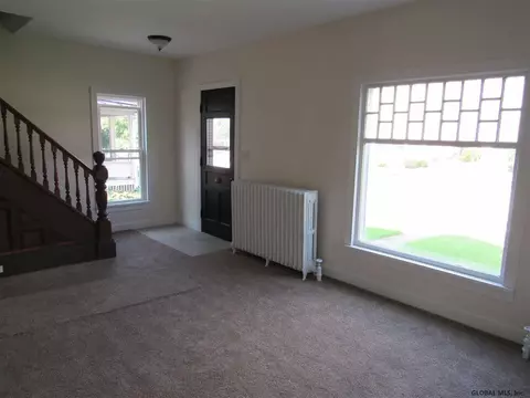 165 Elm St, Cobleskill, NY 12043 photo 6
