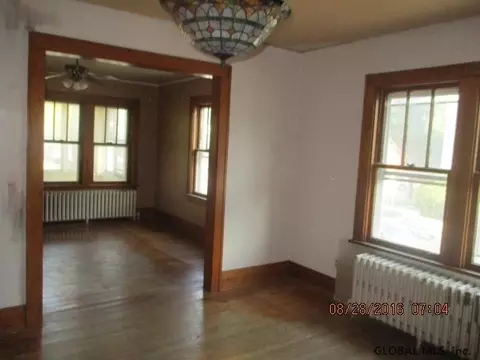 63 Oconnell St, Albany, NY 12209 photo 10