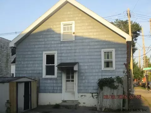 63 Oconnell St, Albany, NY 12209 photo 3