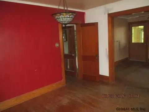 63 Oconnell St, Albany, NY 12209 photo 8