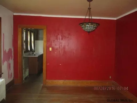 63 Oconnell St, Albany, NY 12209 photo 9