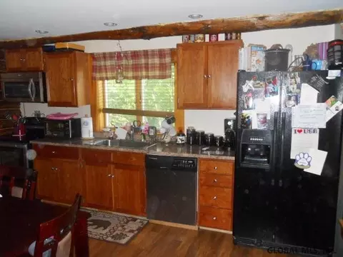 2007 Oaks Rd, Argyle, NY 12809 photo 4