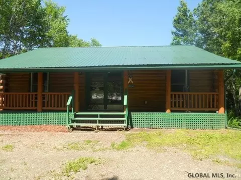2007 Oaks Rd, Argyle, NY 12809 photo 2