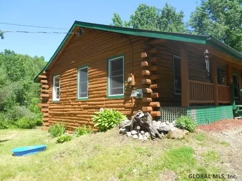 2007 Oaks Rd, Argyle, NY 12809 photo 3