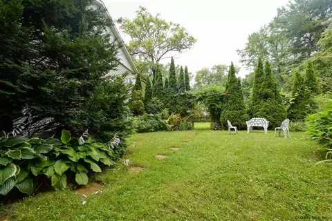 12 Sutherland Ct, Delmar, NY 12054 photo 22