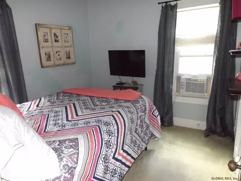 1158 Baker Ave, Schenectady, NY 12309 photo 12