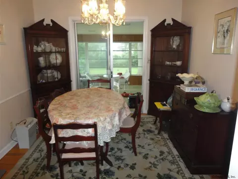 1017 Manas Dr, Schenectady, NY 12303 photo 2