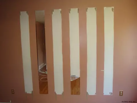 3111 Mcdonald Ave, Schenectady, NY 12305 photo 5