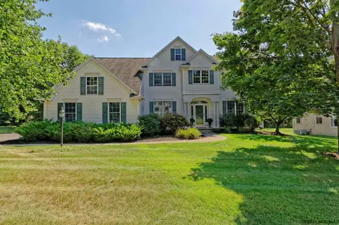 620 Vanderlyn Ln, Slingerlands, NY 12159 photo 1