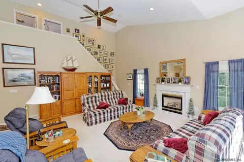 620 Vanderlyn Ln, Slingerlands, NY 12159 photo 10