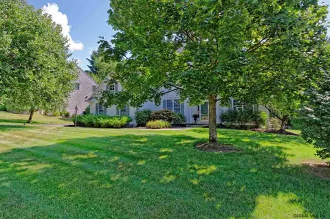620 Vanderlyn Ln, Slingerlands, NY 12159 photo 2