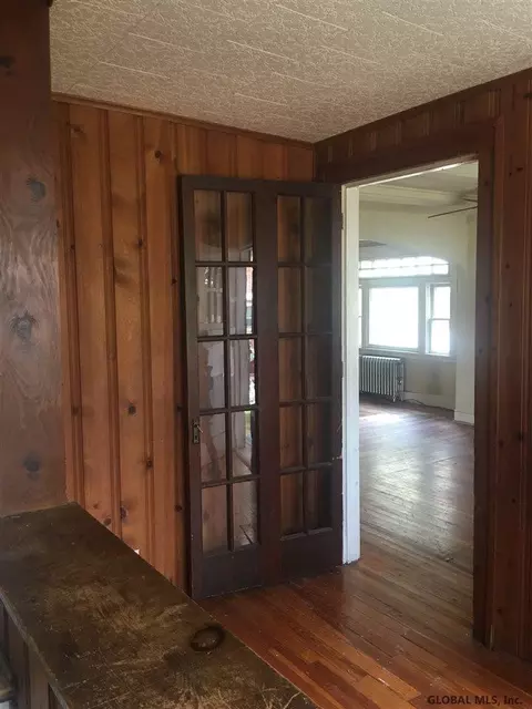 52 Marshall Ave, Schenectady, NY 12304 photo 13