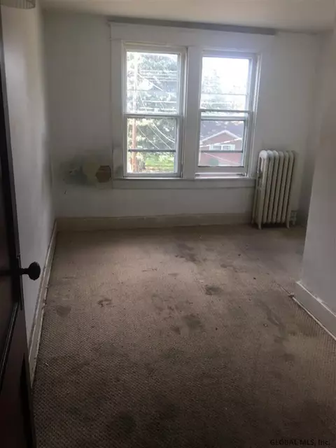 52 Marshall Ave, Schenectady, NY 12304 photo 16